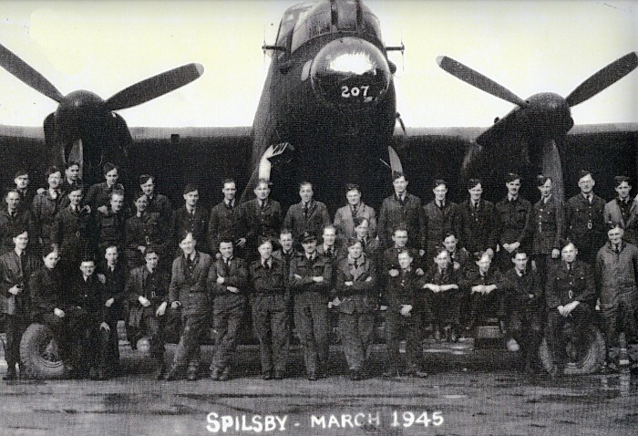 Please click for a wider view showing background buildings